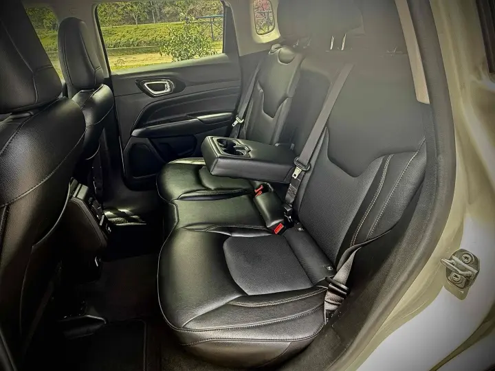 COMPASS 1.3 T270 TURBO FLEX LIMITED AT6