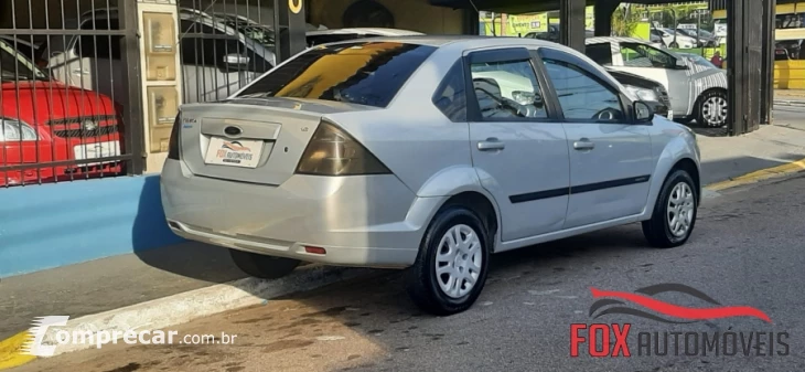FIESTA 1.6 MPI Class Sedan 8V