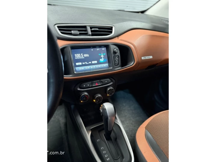 ONIX 1.4 MPFI ACTIV 8V FLEX 4P AUTOMÁTICO