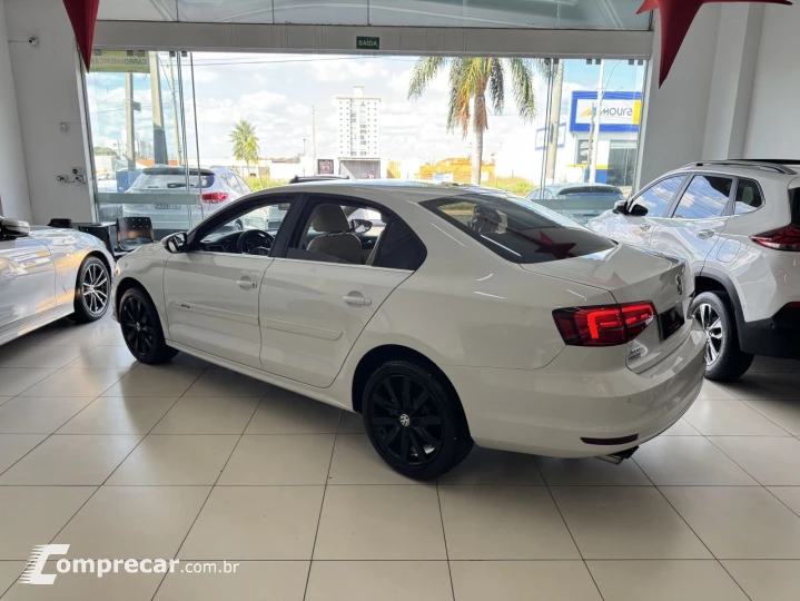 Jetta 2.0 4P TSI HIGHLINE 211 CV AUTOMÁTICO