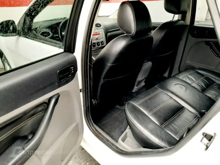 Focus 2.0 16V/ 2.0 16V Flex 5p