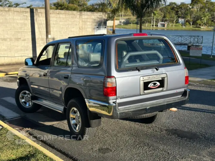 HILUX SW4 2.7 4X4 16V GASOLINA 4P MANUAL