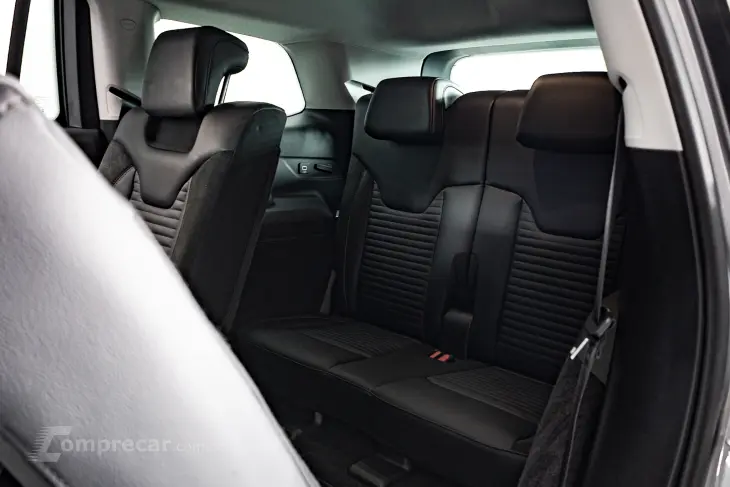 COMMANDER 1.3 T270 Turbo Limited