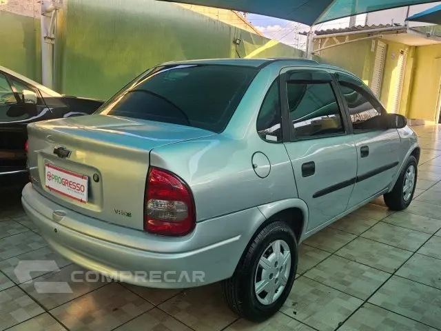 CLASSIC - 1.0 MPFI LIFE 8V 4P MANUAL