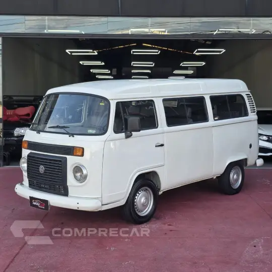 Kombi Lotação 1.6 MPi