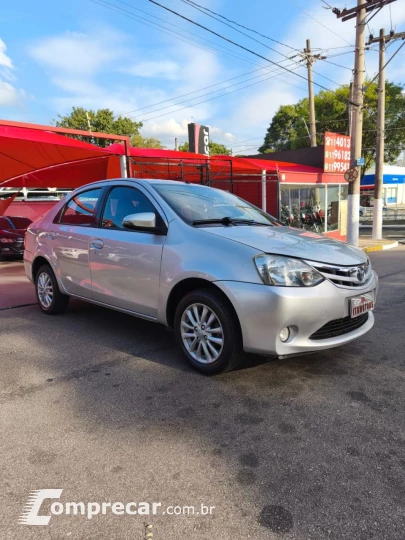 Etios Sedan 1.5 16V 4P FLEX XLS