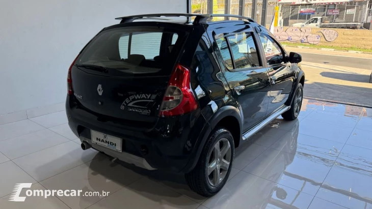 SANDERO STEPWAY Hi-Flex 1.6 16V 5p