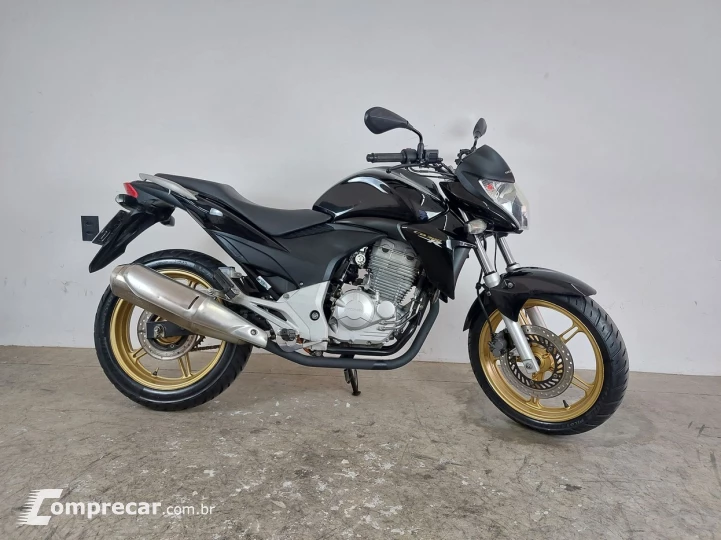 HONDA CB 300R