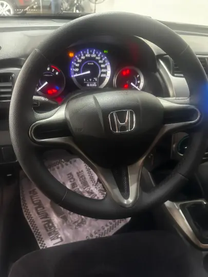 CITY 1.5 LX Sedan 16V