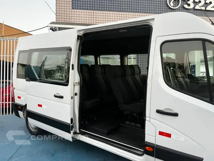 Master 2.3 dCi Executive Longo 16L Dies