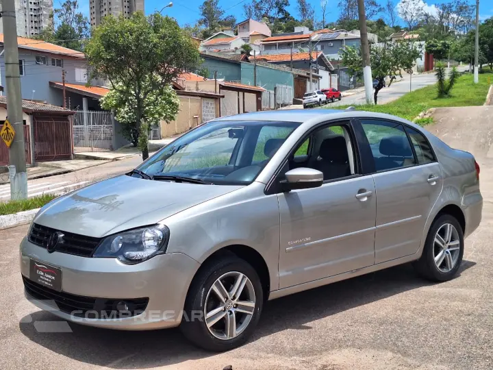POLO SEDAN 1.6 8V