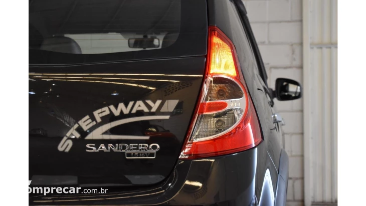 SANDERO - 1.6 STEPWAY 16V 4P MANUAL