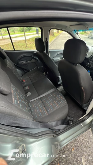 UNO 1.0 EVO Vivace 8V