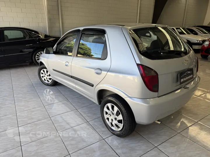 CELTA 1.0 MPFI LT 8V