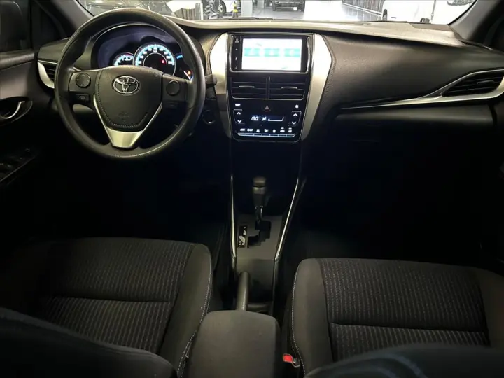 YARIS 1.5 16V FLEX XL PLUS CONNECT MULTIDRIVE