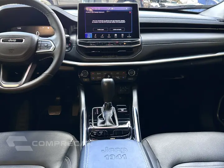 COMMANDER 1.3 T270 TURBO FLEX LONGITUDE AT6