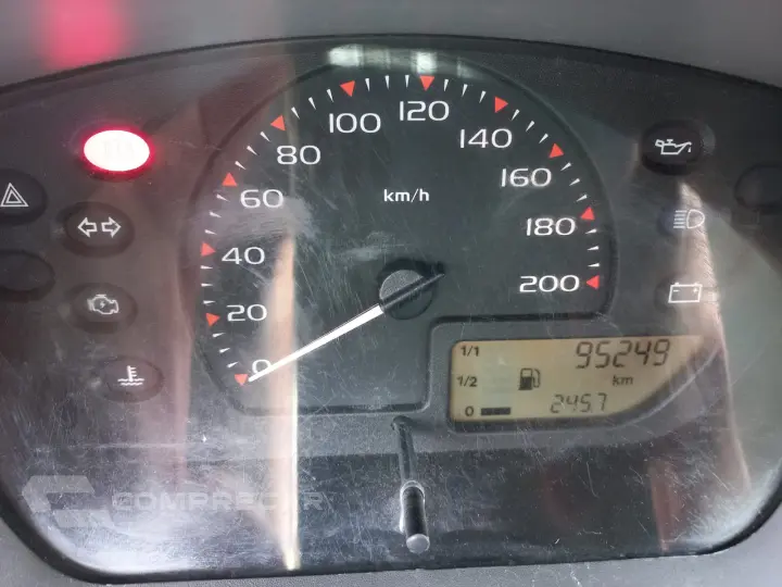 CELTA 1.0 MPFI Life 8V