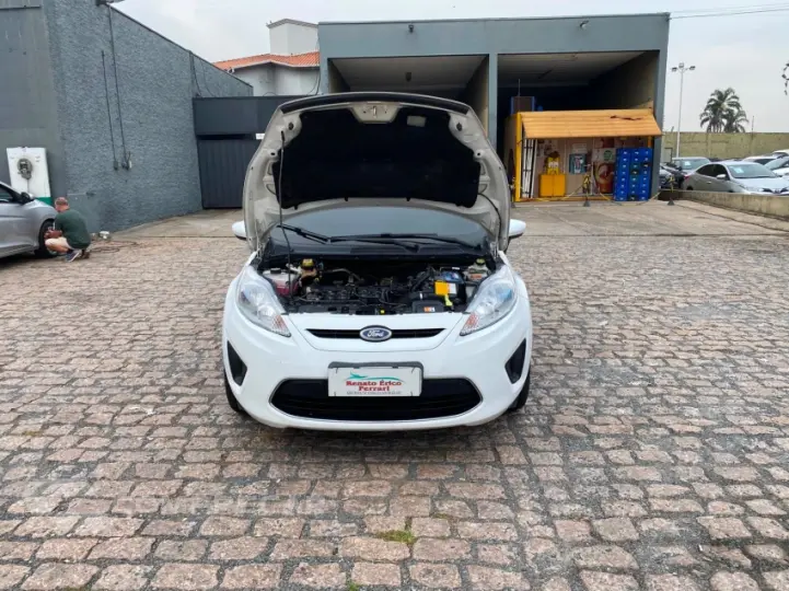 FIESTA 1.6 SE Hatch 16V