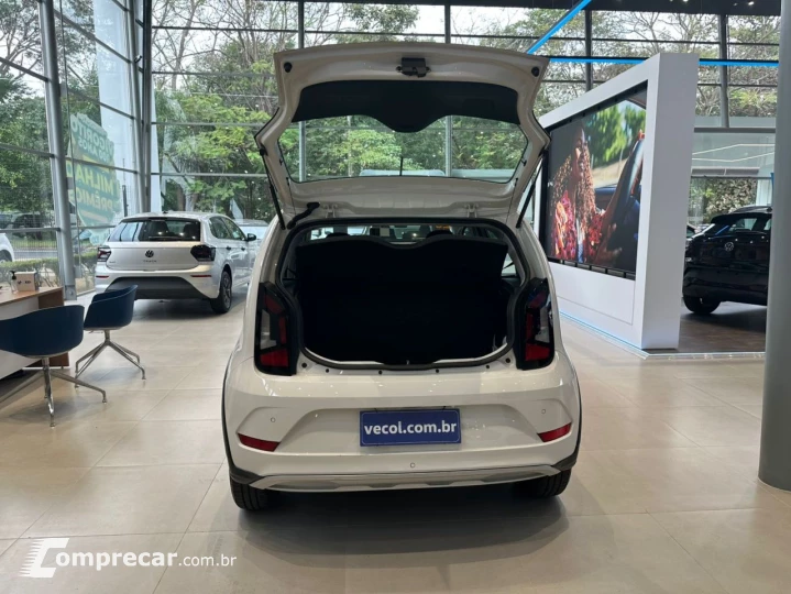 UP 1.0 4P FLEX 170 TSI XTREME