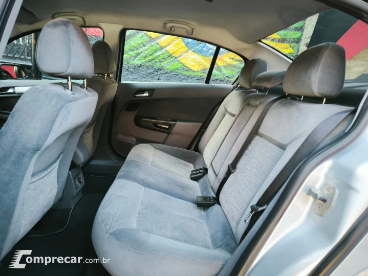 VECTRA 2.0 MPFI Elegance 8V 140cv