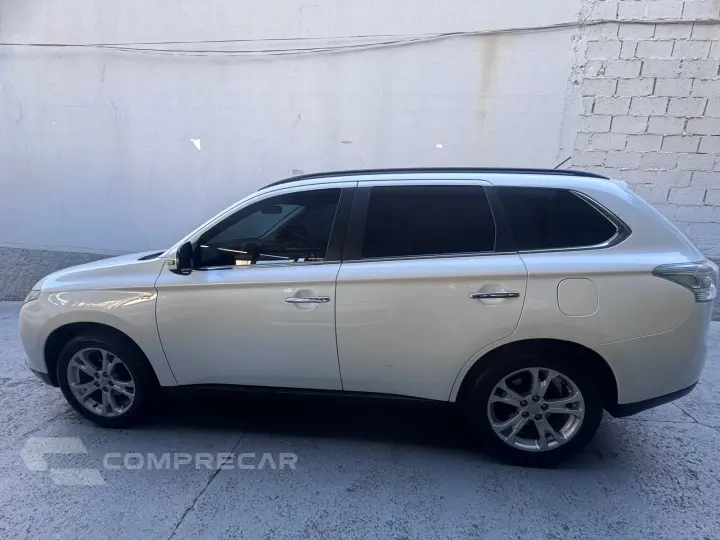 OUTLANDER 3.0 GT 4X4 V6 24V