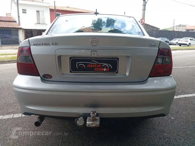 VECTRA SEDAN - 2.2 MPFI CD 16V 4P AUTOMÁTICO