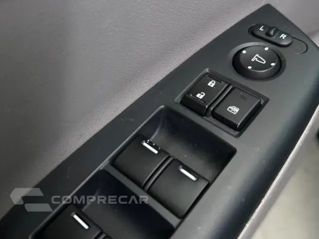 CIVIC - 1.8 EXS 16V 4P AUTOMÁTICO