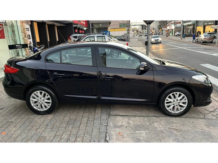 FLUENCE 2.0 DYNAMIQUE PLUS 16V FLEX 4P AUTOMÁTICO