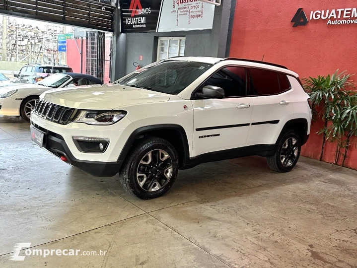 COMPASS 2.0 16V DIESEL TRAILHAWK 4X4 AUTOMÁTICO