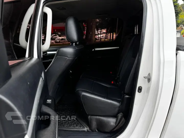 Hilux CD SRV 4x4 2.8 TDI Diesel Aut.