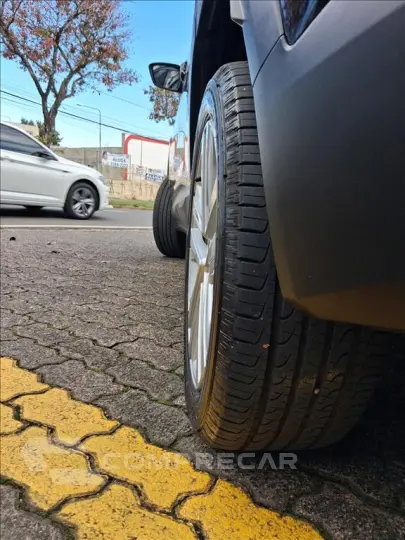 TRACKER 1.0 TURBO FLEX AUTOMÁTICO