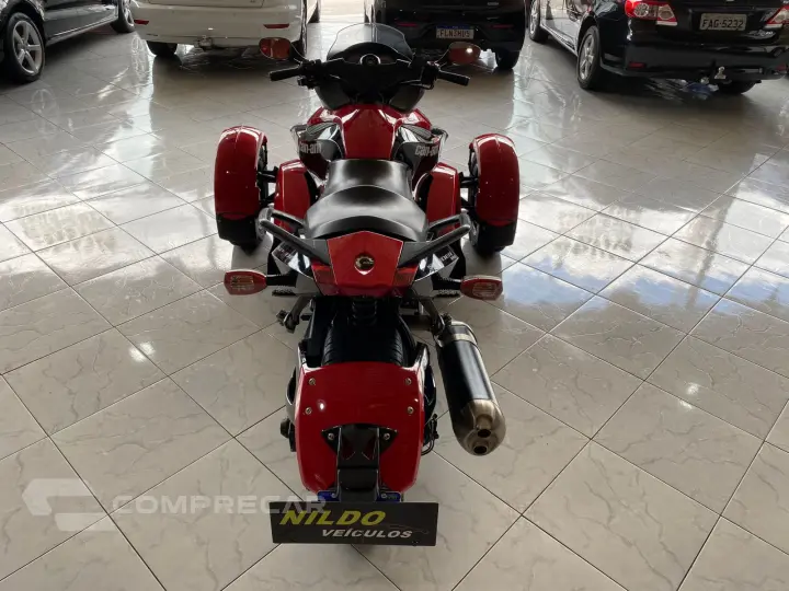 Triciclo Spyder 990 RS