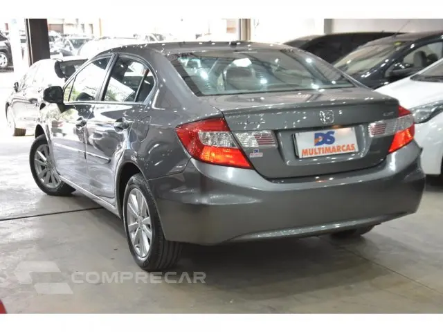 CIVIC - 1.8 LXS 16V 4P AUTOMÁTICO