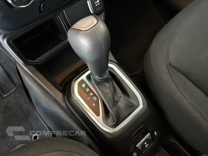 RENEGADE 1.8 16V FLEX 4P AUTOMÁTICO