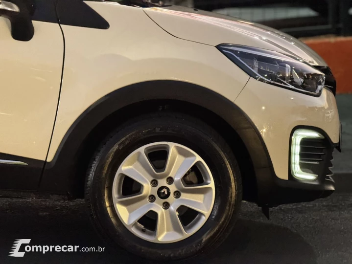 CAPTUR Life 1.6 16V Flex 5p Aut.
