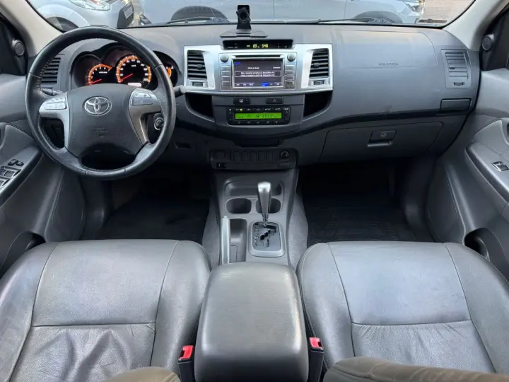 Hilux CD SRV 4x2 2.7 Flex 16V Aut.