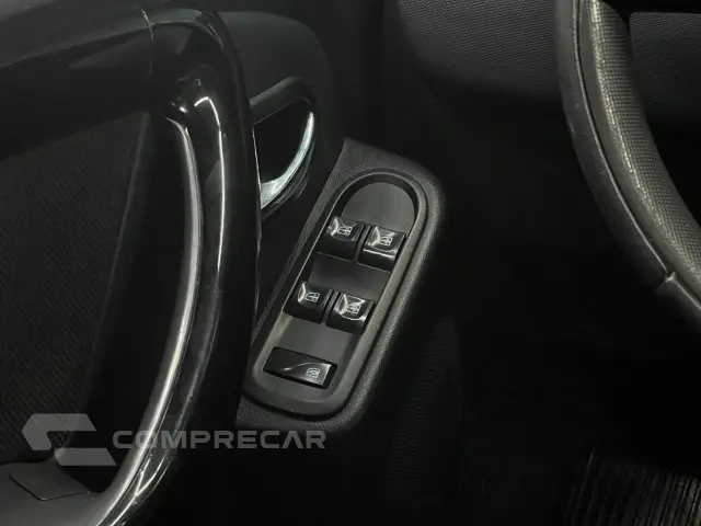 DUSTER - 2.0 DYNAMIQUE 4X2 16V 4P AUTOMÁTICO
