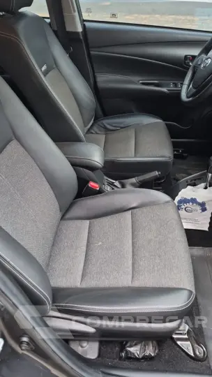 YARIS 1.5 16V Sedan XS Connect