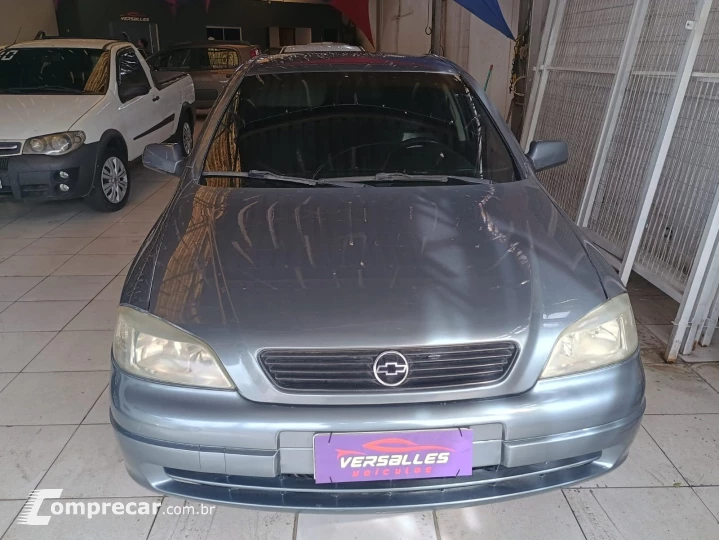 Astra GL Sedan