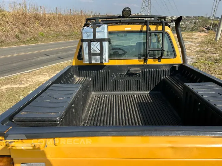 L200 2.5 Savana 4X4 CD 8V Turbo