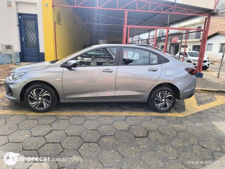 ONIX SEDAN Plus LT 1.0 12V TB Flex Mec.