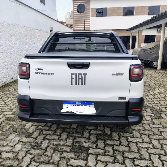 STRADA 1.0 Turbo 200 Ultra CD