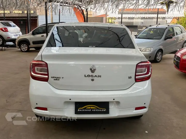 Logan 1.6 Expression 8V Flex 4P Manual