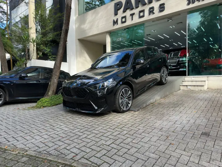 X2 2.0 16V Turbo Sdrive20i M Sport X Steptronic