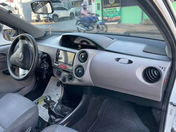 ETIOS X 1.3 Flex 16V 5p Mec.