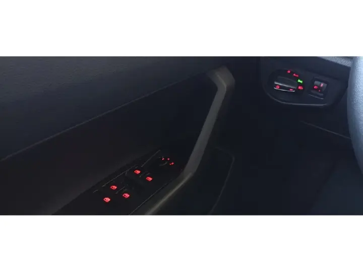 NIVUS 1.0 200 TSI TOTAL FLEX COMFORTLINE AUTOMÁTICO