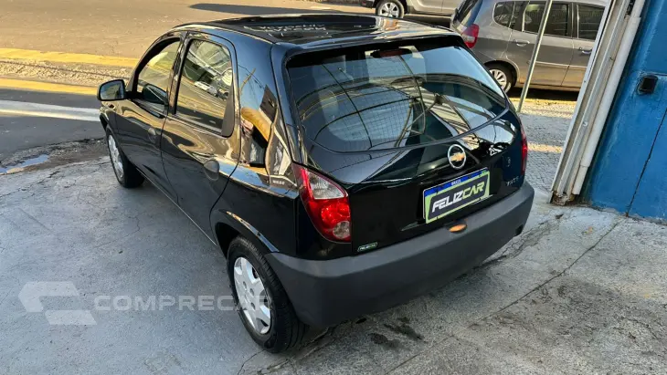 CELTA 1.0 MPFI Life 8V