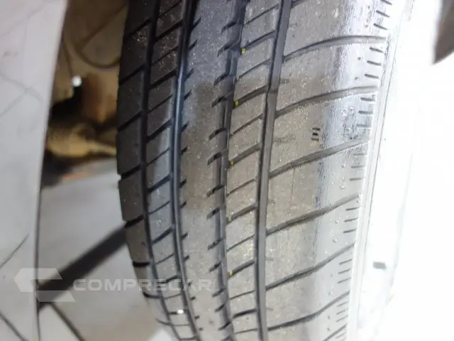 FOX - 1.0 MI 8V 4P MANUAL