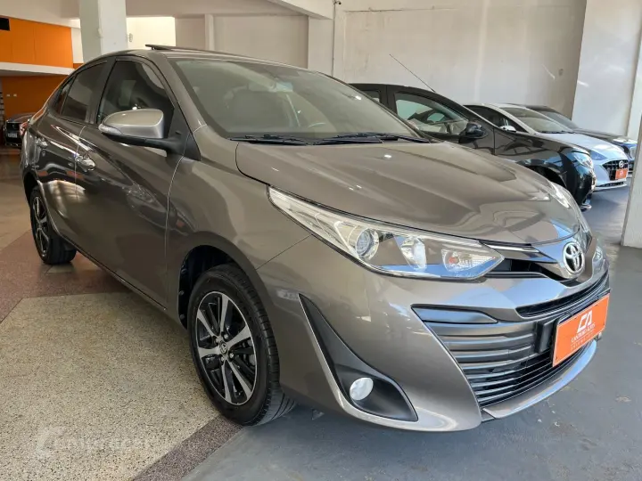 YARIS 1.5 16V Sedan XLS Multidrive