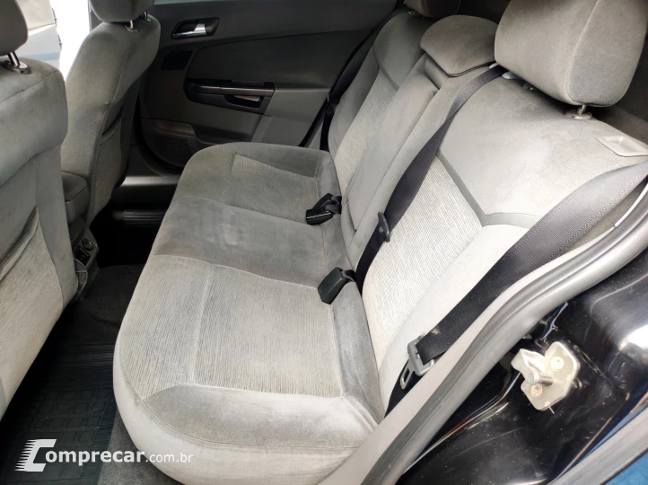 VECTRA 2.0 MPFI Elegance 8V